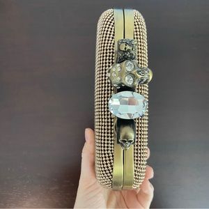 JNB Faux McQueen Gold Clutch Brass Knuckles w/ Skull